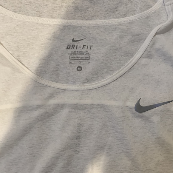 Nike drifit shirt - Picture 4 of 5